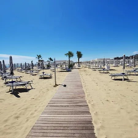 Astoria Бибионе