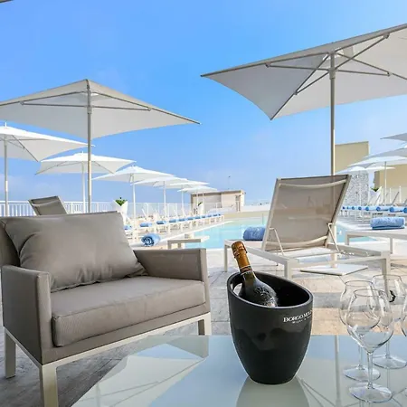 Astoria Бибионе