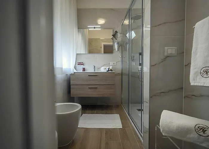 Astoria Hotel 3*