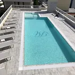 Astoria Hotel 3*