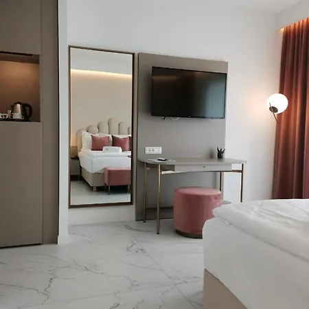 Astoria Hotel