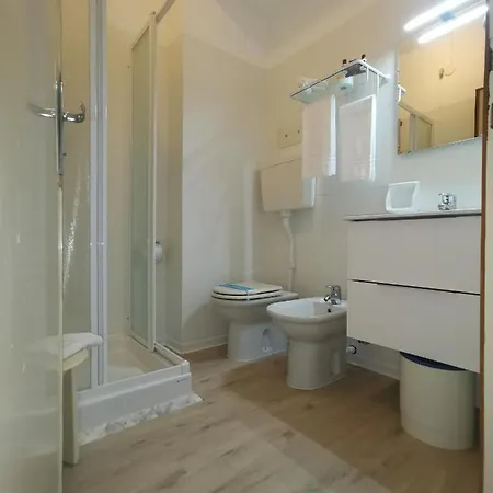 Astoria 3*